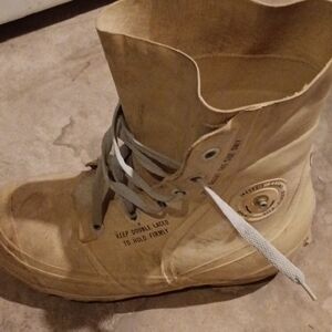 Tan Rubber Work Boot